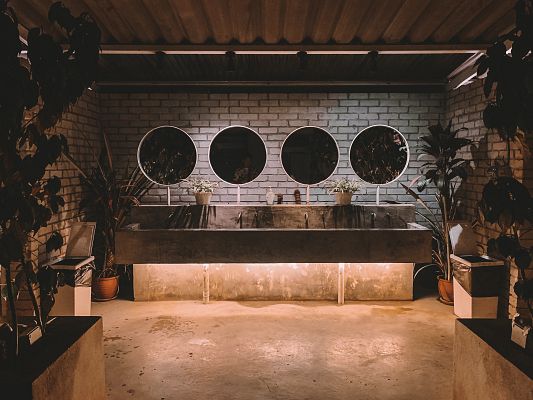 Lustra we wnętrzach