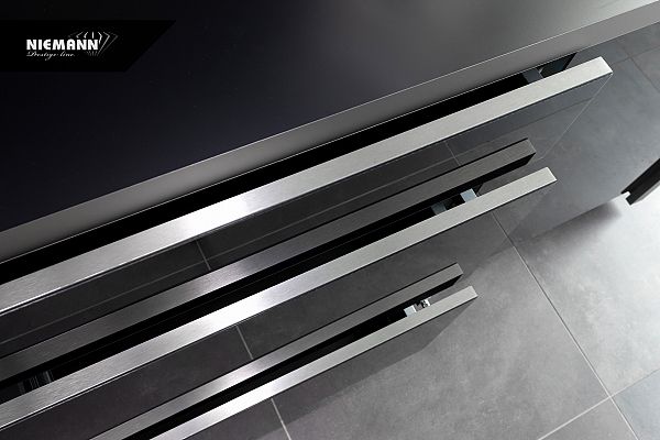 Bezpieczne i nietłukące się materiały do produkcji mebli, imitujące szkło i lustro