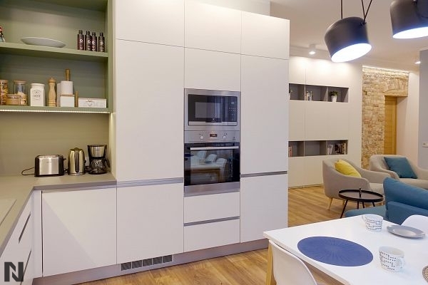 Śnieżnobiały 1982 Mat, Realizacja Nordeko